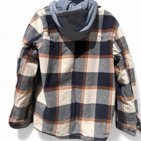 Levi’s Plaid Sherpa Lined Hoodie Jackets,a versatile midweight “shacket” - Picture 3 of 9